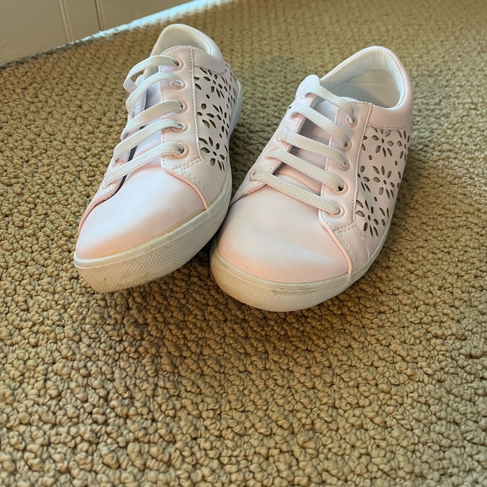 Janie and Jack girls only lightly worn pink sneakers!